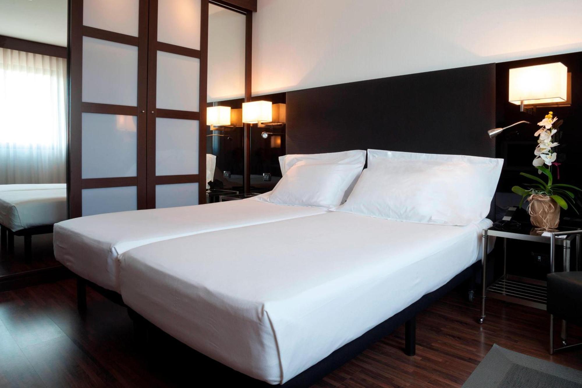 Ac Hotel Vicenza By Marriott Buitenkant foto